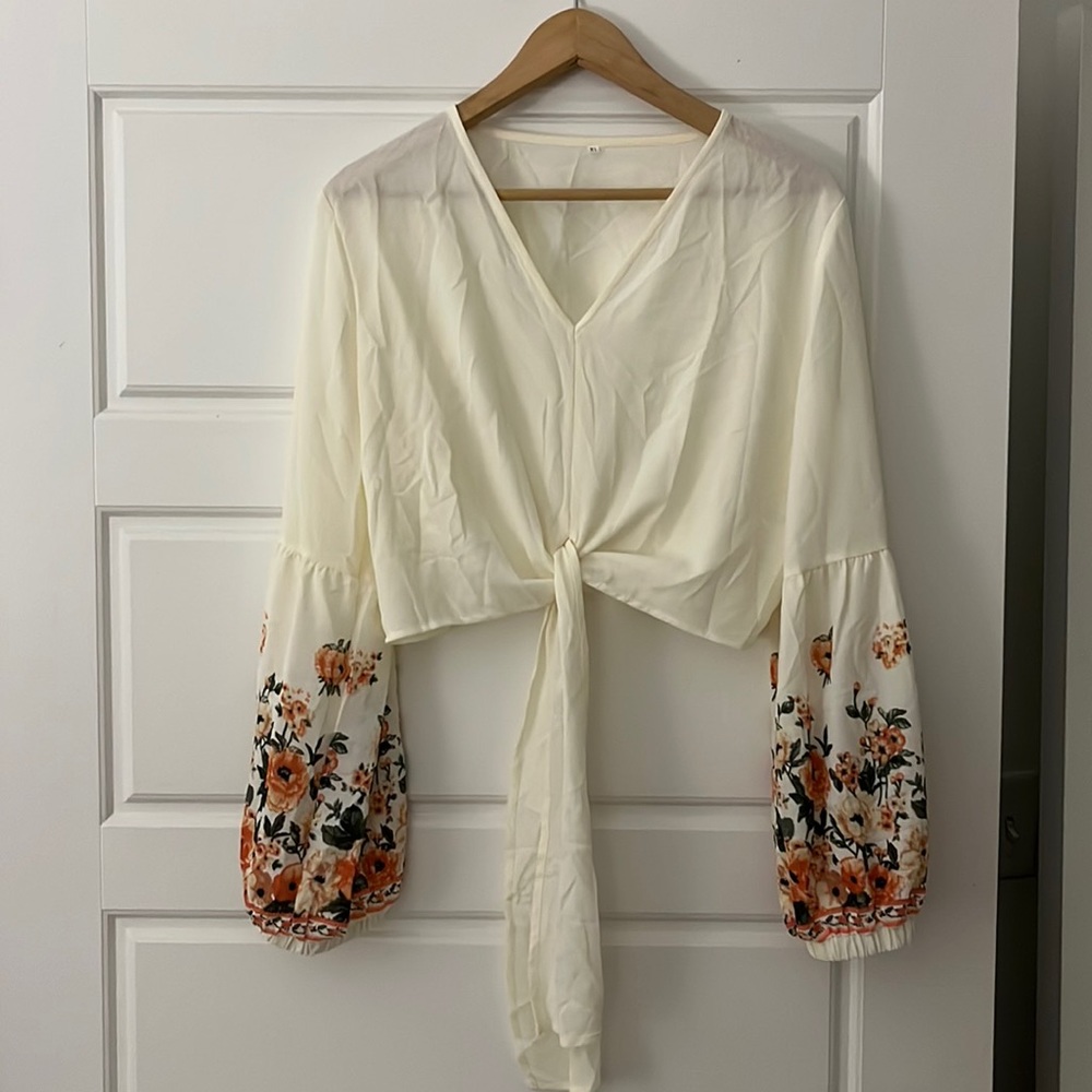 Unworn gorgeous summer crop top